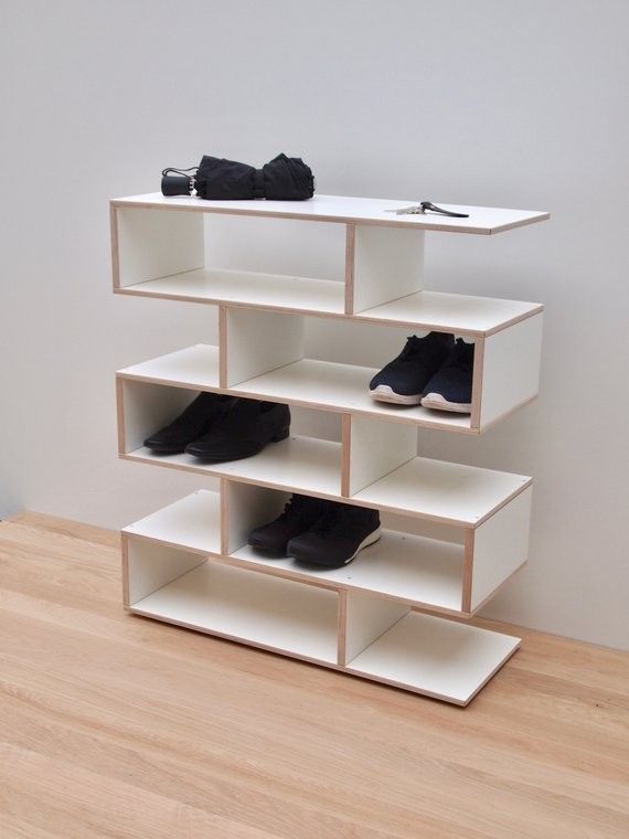 Modern S-Shape Geometric Shoe Rack – Multi-Tier Zig-Zag Storage & Display Shelf